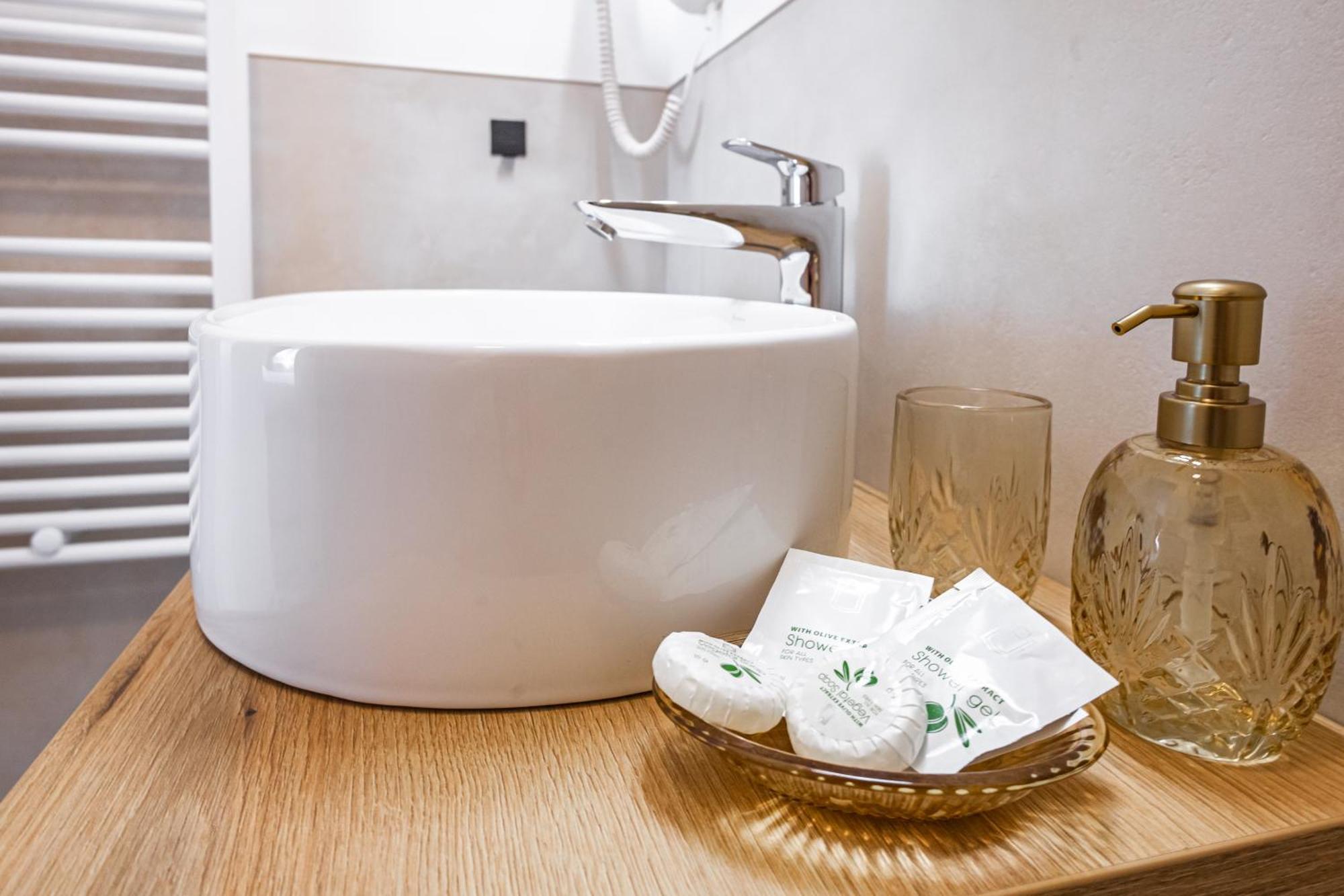 Arini White House Apartment Sibiu Room photo